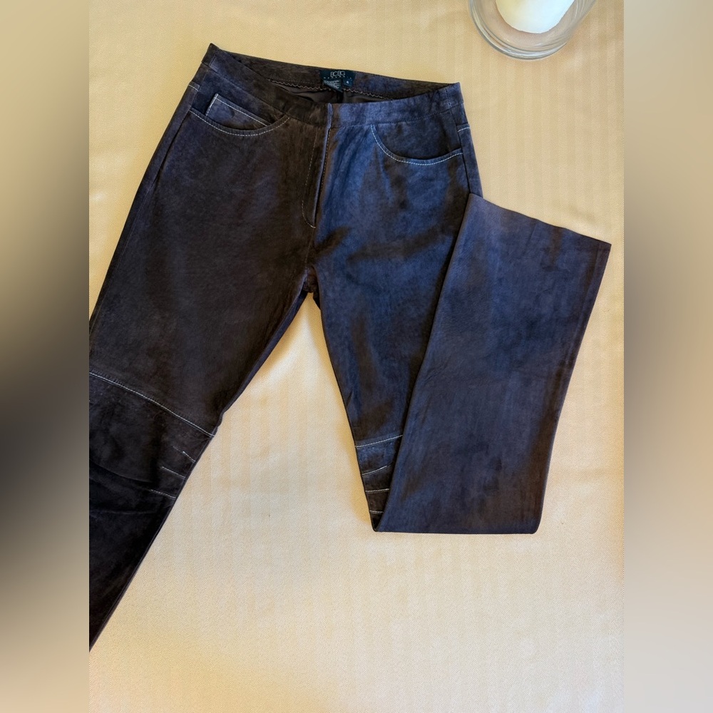 NWOT - Suede BCBGMaxAzria Brown Pants size 4 - NWOT